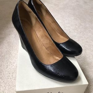 Clark’s wedges New never worn 9